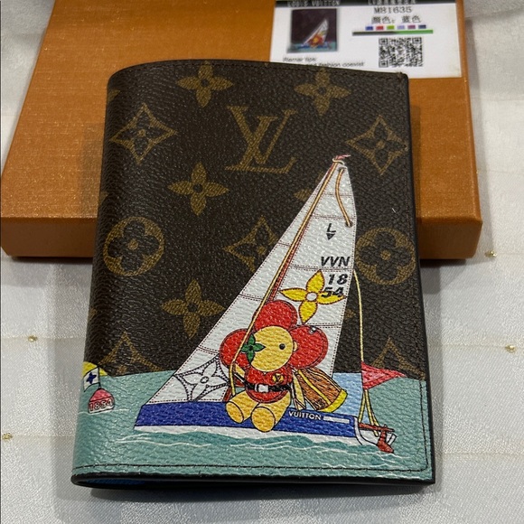 PASSPORT HOLDER - Picture 1 of 3